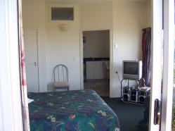Standard studio motel unit